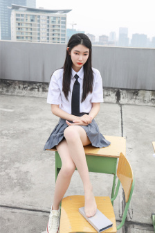 少爷～别揉我胸啊嗯动漫